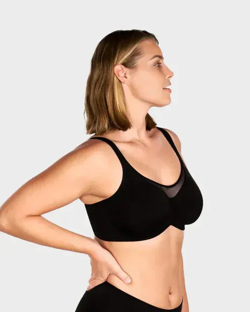 Elegant, genomskinlig, heltäckande plus size-bh för kvinnor