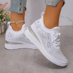 🔥Sista dagen-kampanj 50 % RABATT – Casual dammode, andningsbara korrigering sneakers med strassdekoration
