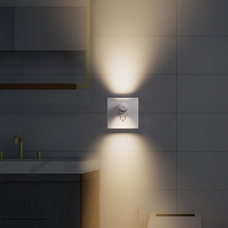 Smart LED-nattlampa för vägguttag med automatisk dimmer（🎁 Köp 1 – Få 1 Gratis!）