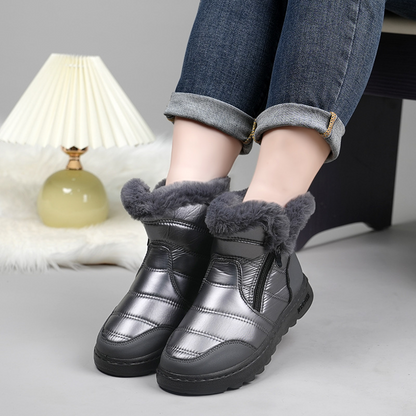 Varma stövlar för kvinnor i casual stil