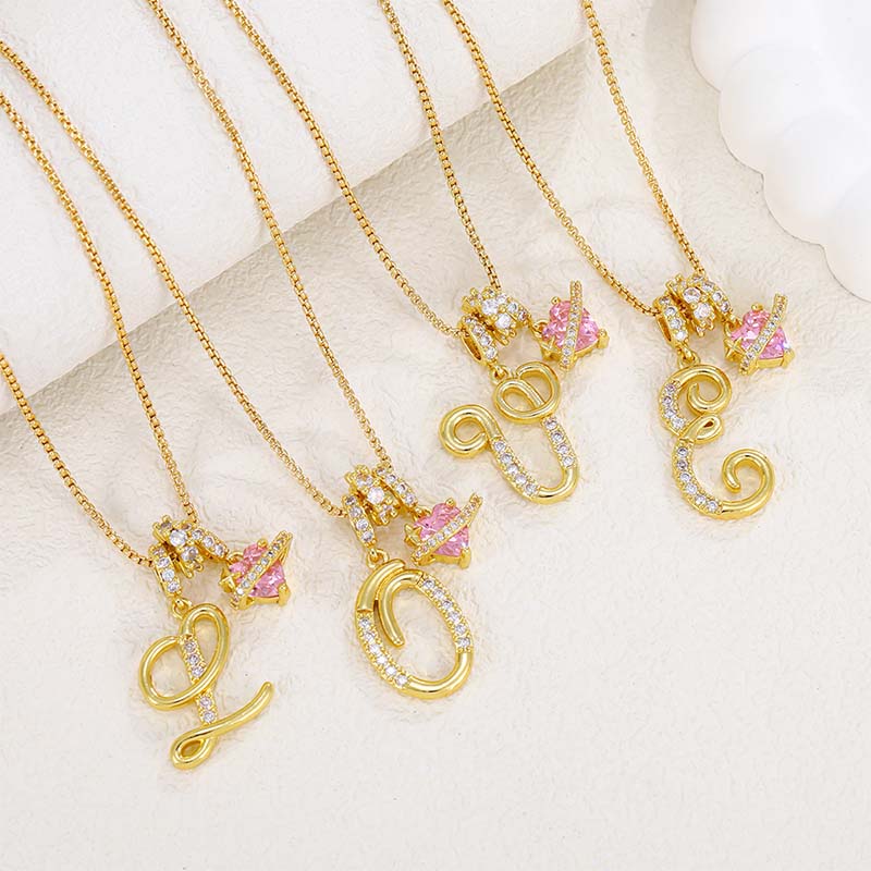 🔥🎁Nyhet 50 % RABATT🔥Halsband med initialbokstav och rosa hjärtcharm