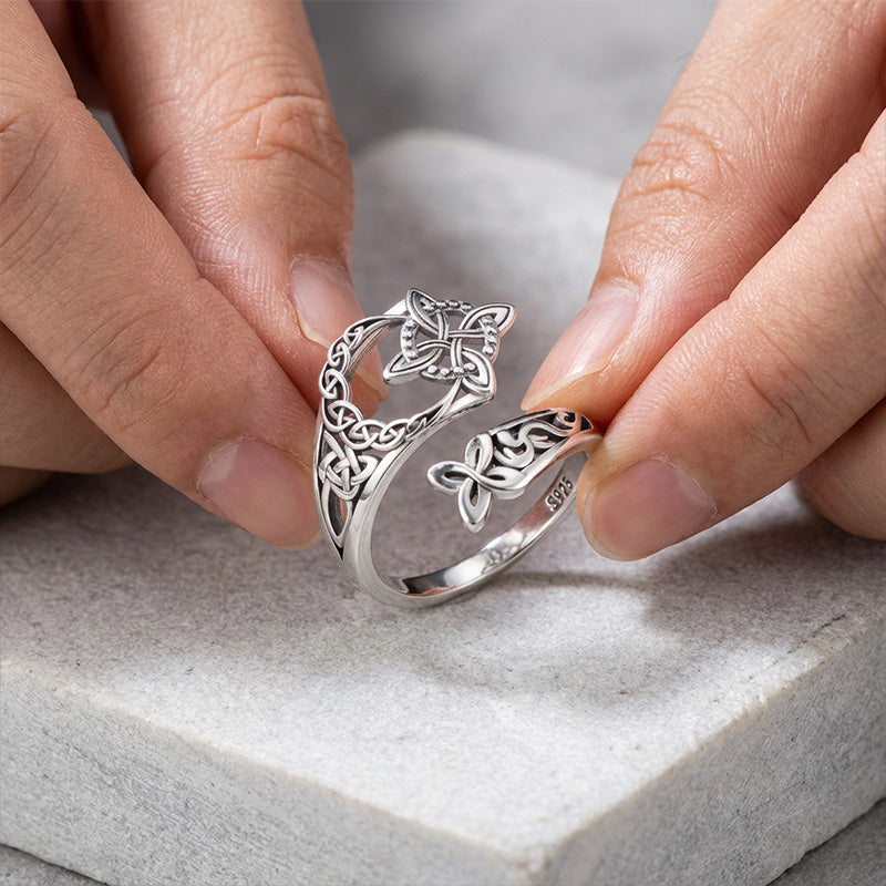 🧡 S925 Sterlingsilver Öppen ring med keltisk knut