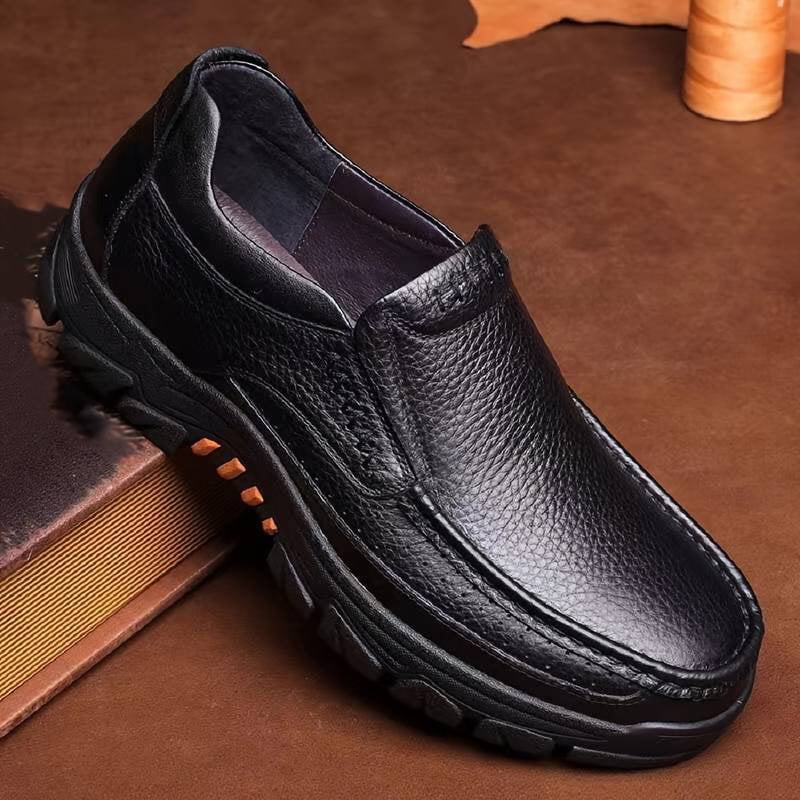 👞 60% RABATT! ✨ Lätta Halkfria Andningsbara Retro Affärsskor för Män – Bekväma, Tidlös design & Perfekta för kontoret 🚶