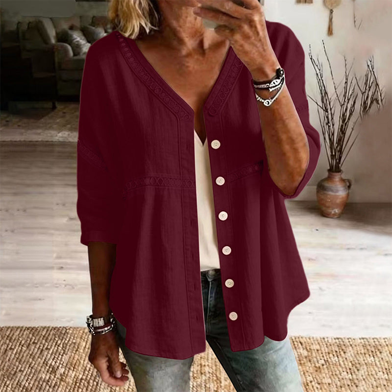 👕🌸 V-hals blondebluse med knapper